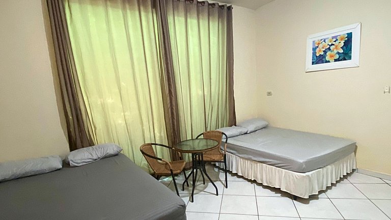 Studio Parede de Vidro (sem cozinha)